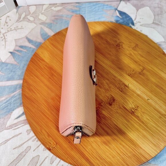 Ann Klein Zip up Leather wallet - Picture 11 of 12